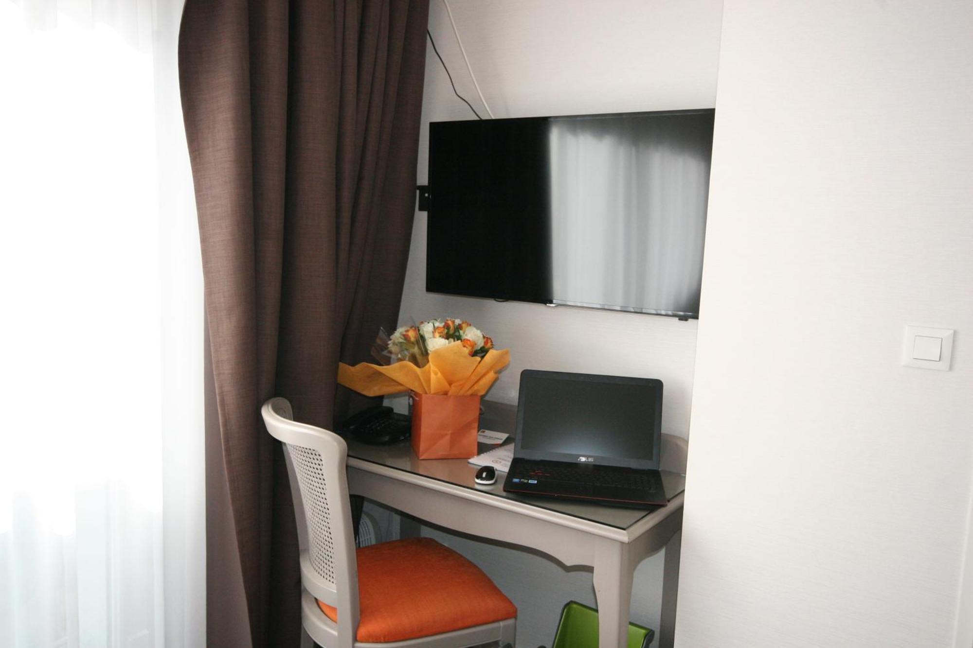 Hotel De La Gare Troyes Centre Dış mekan fotoğraf