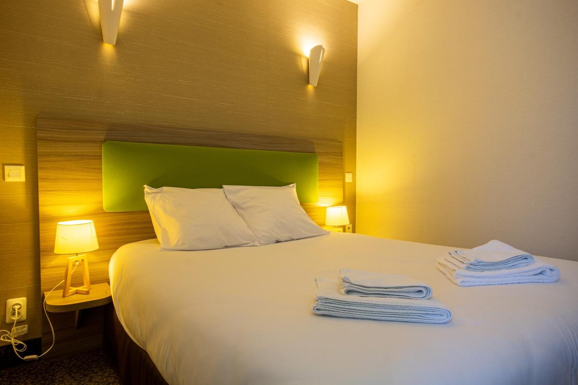Hotel De La Gare Troyes Centre Dış mekan fotoğraf