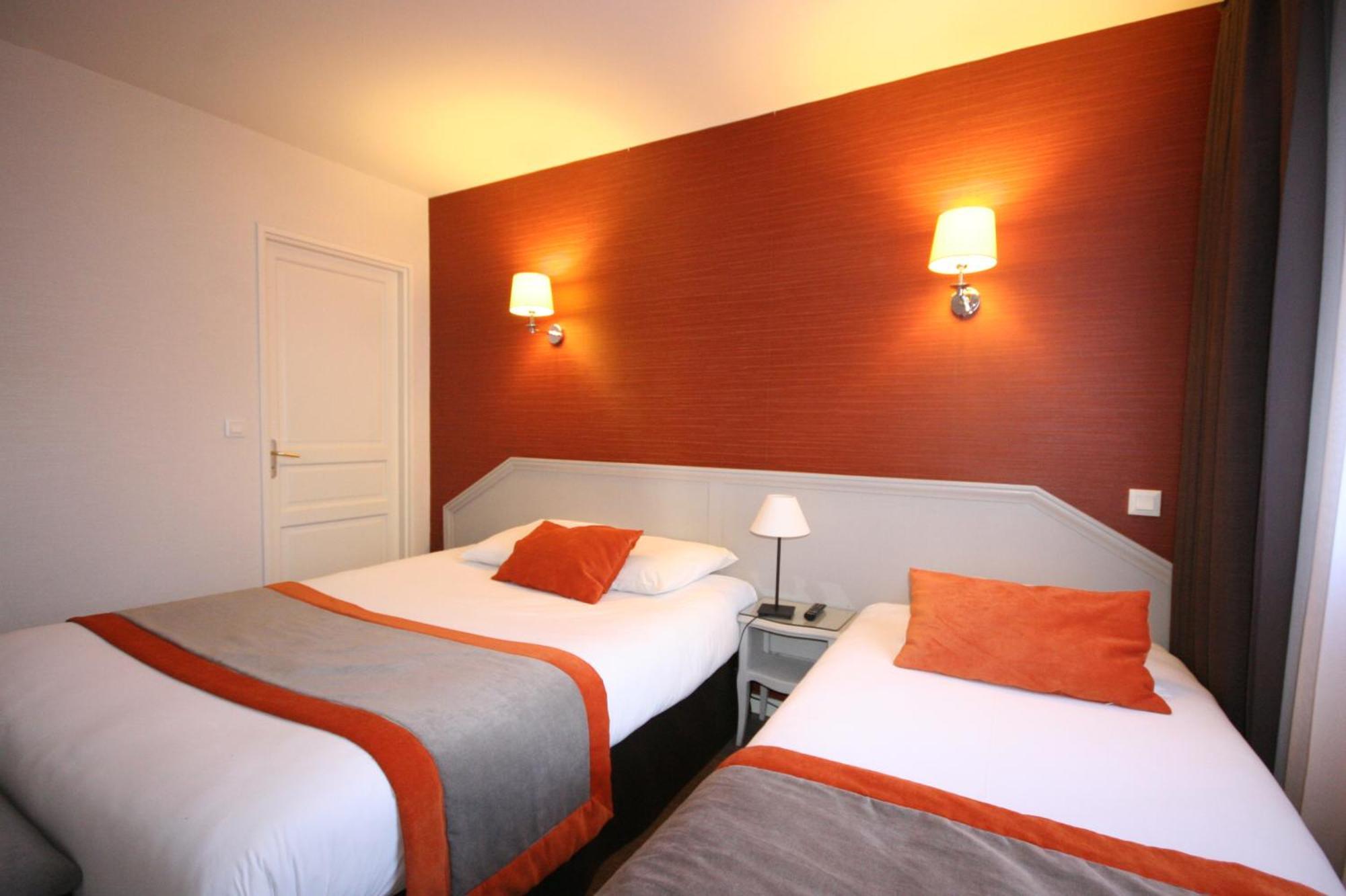 Hotel De La Gare Troyes Centre Dış mekan fotoğraf