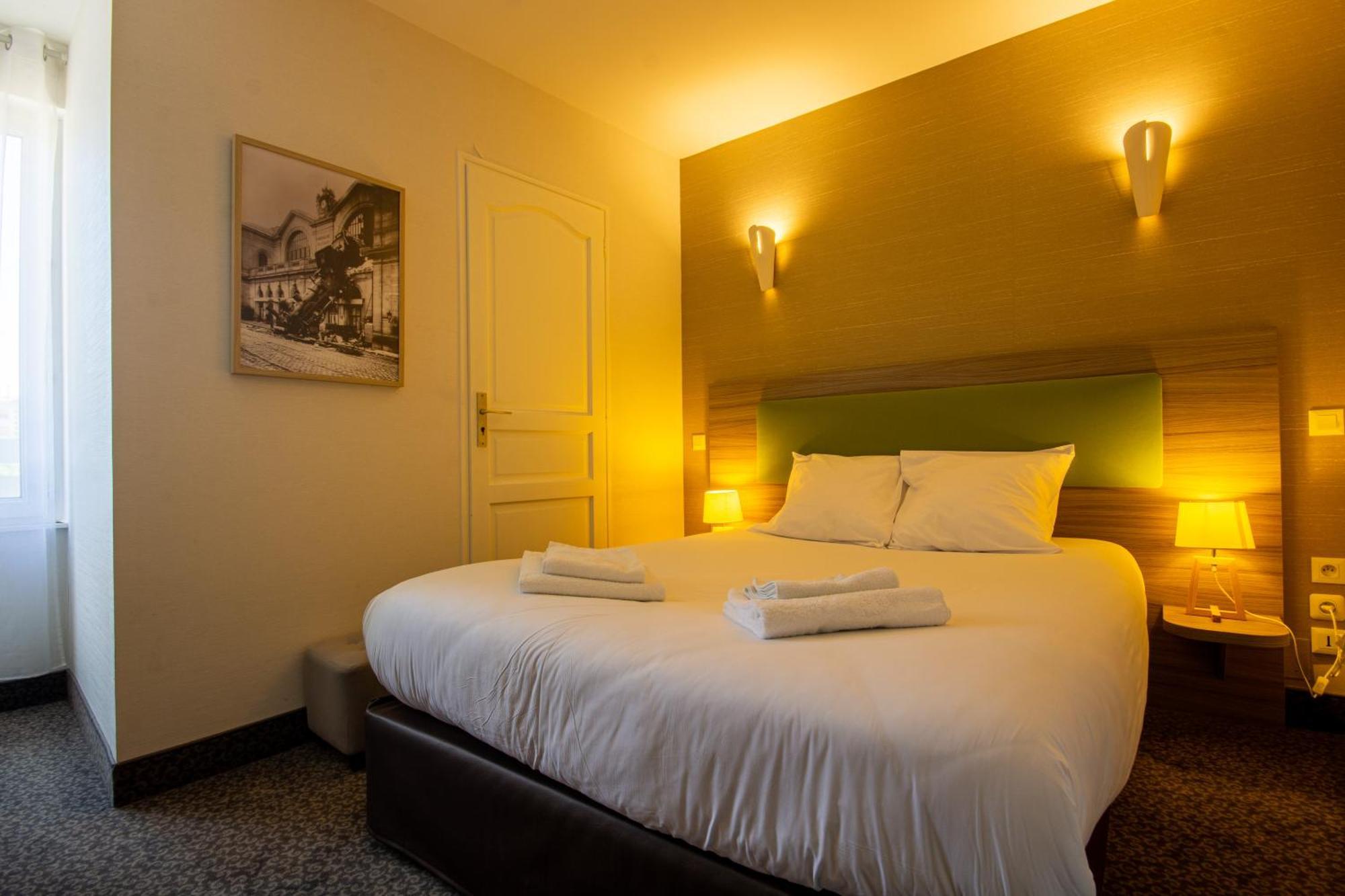 Hotel De La Gare Troyes Centre Dış mekan fotoğraf